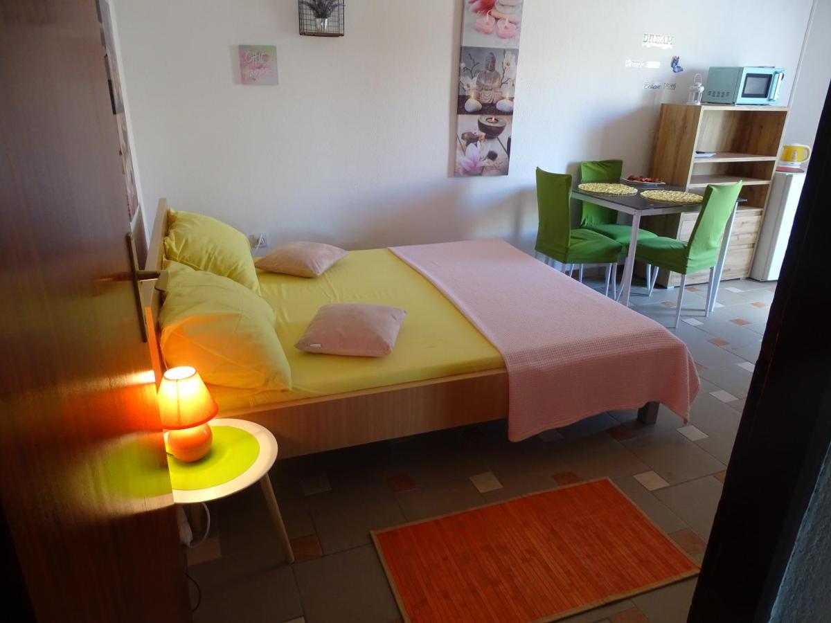 Apartments Sime Dinjiska Экстерьер фото