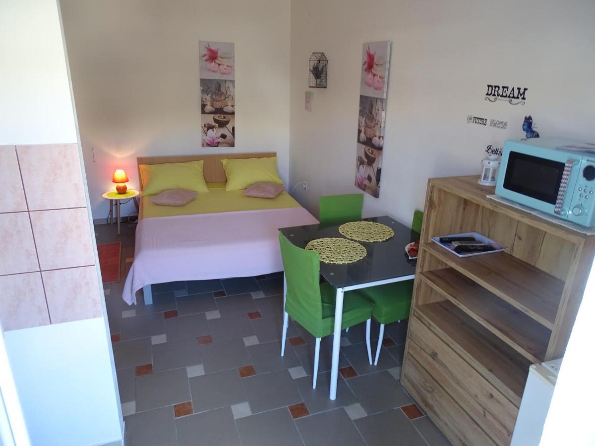 Apartments Sime Dinjiska Экстерьер фото