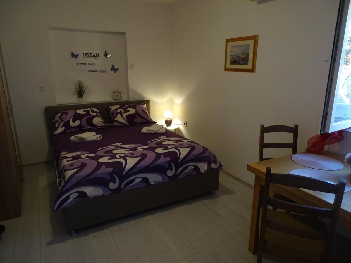 Apartments Sime Dinjiska Экстерьер фото