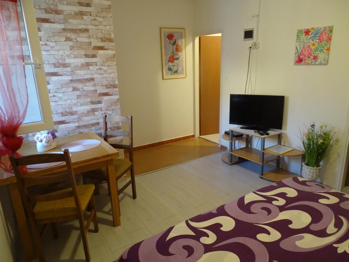 Apartments Sime Dinjiska Экстерьер фото